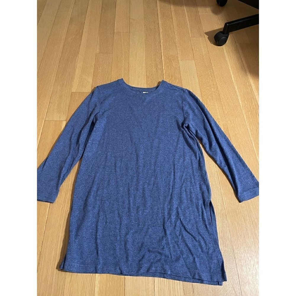 Old Navy Blue knit long sleeve sweater top fall